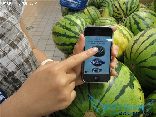 iPhone挑西瓜!夏日实测苹果新奇应用