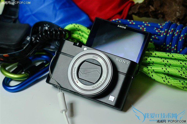 可拍4K视频 索尼黑卡RX100IV新品上市