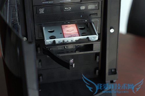 全顶级硬件 联想Erazer X700台机评测