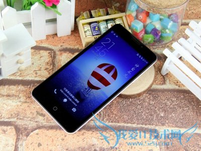 5.5Ӣ64λ˺CPU F2999Ԫ