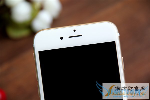 iPhone 6S开箱图赏:和iPhone 6仅3处不同