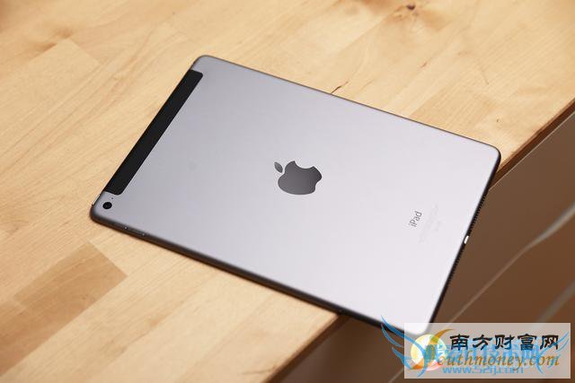 国行4G版iPad Air 2上手 便利性大增贵900元