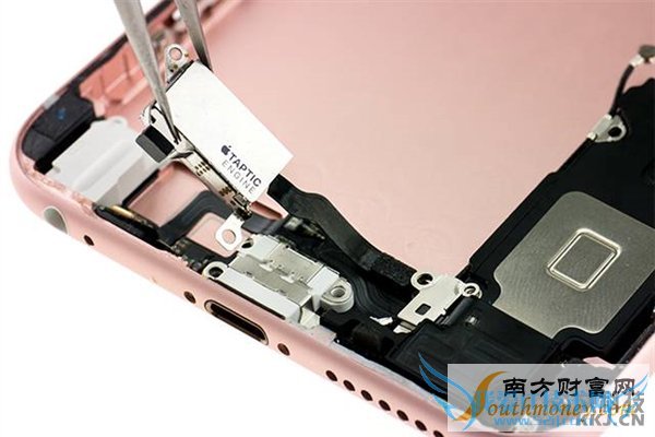 iPhone 6P/6SP对比拆解 居然这么多不同