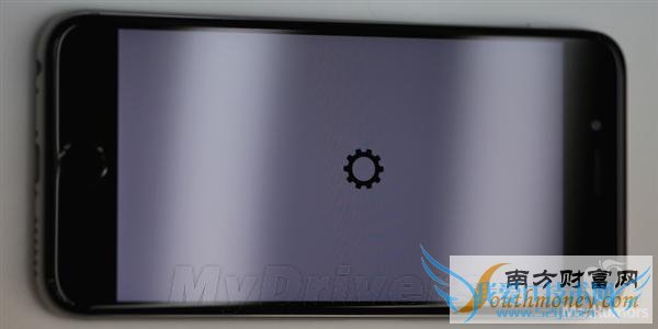 iPhone 6S ֧ Force Touch ɫ