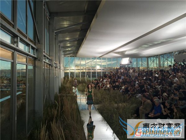 iPhone6S PlusŦԼʱװ Чع