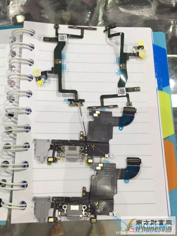 疑似玫瑰金iPhone6S摄像头配件曝光