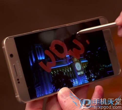 三星S6 Edge真机测评 三星Note 5和S6 Edge获好评