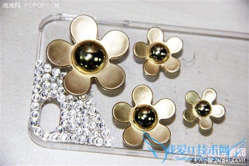 给iPhone做件衣裳 diy水钻手机壳教程