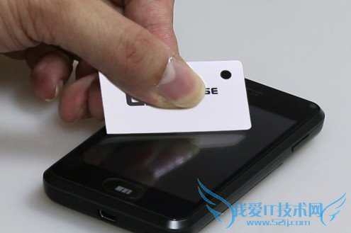 手机贴膜教程:教您怎么贴手机贴膜