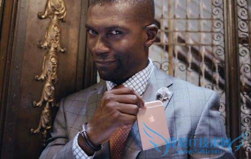 技巧:教你在微信/QQ空间上显示iPhone 6s客户端