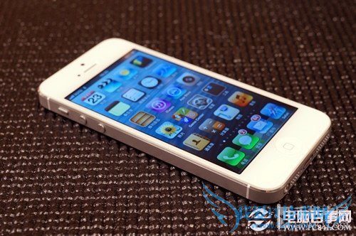 iPhone 5Ĺ»û