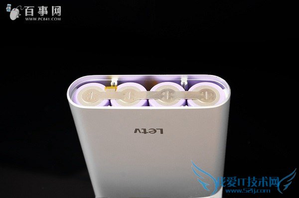 乐视超级移动电源怎么拆机 13400mAh乐视移动电源拆解教程