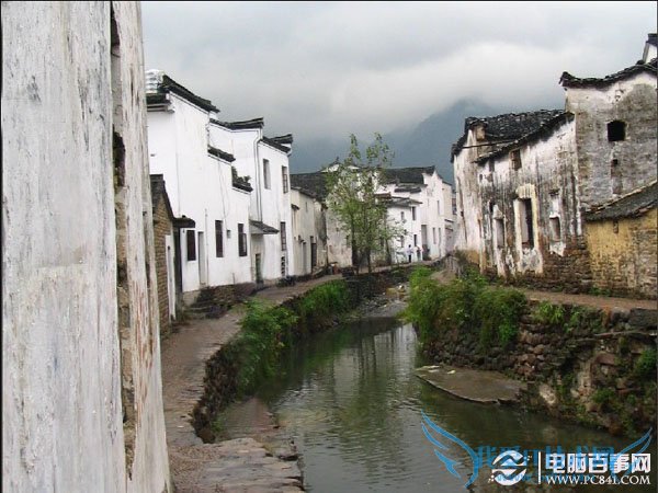 PS把建筑图片处理成水墨画效果