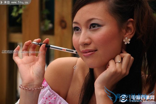 Photoshop使用柯达磨皮滤镜美白润肤教程