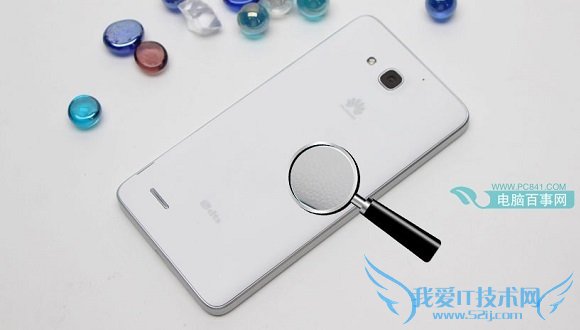 华为荣耀3X畅玩版背面采用类皮革后盖