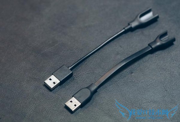 小米手环光感版怎么样 小米手环新版老版区别