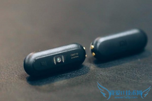 小米手环光感版怎么样 小米手环新版老版区别