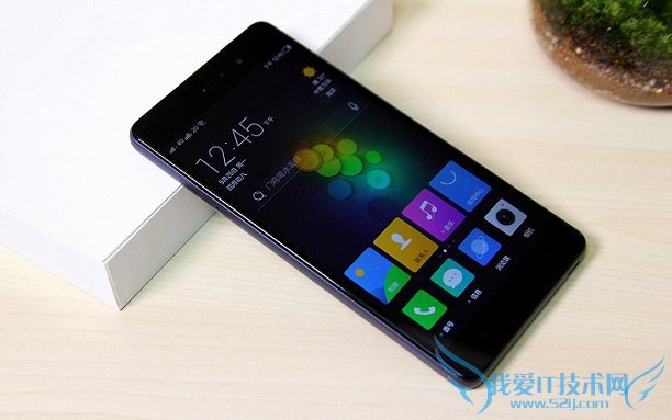 纽曼纽扣手机黑色版.jpg 比白色版好看 纽曼纽扣手机黑色版图赏