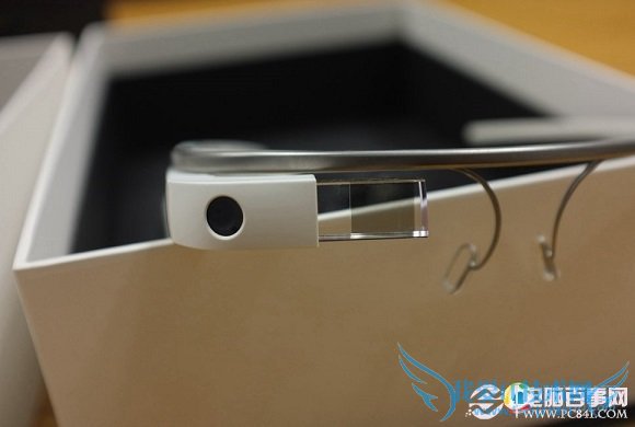 谷歌眼镜2代摄像头