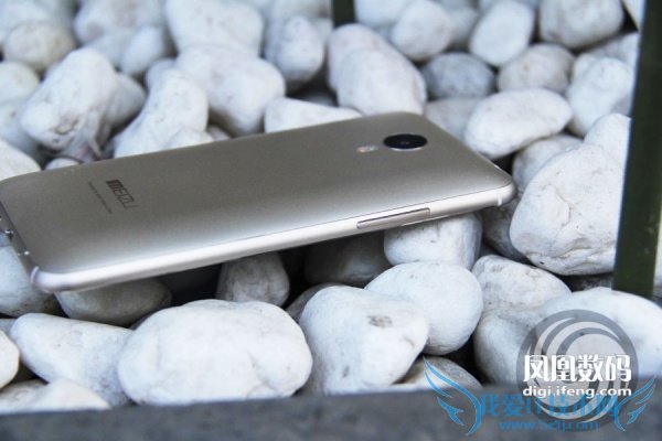 阿里YunOS系统版魅族MX4背面图赏