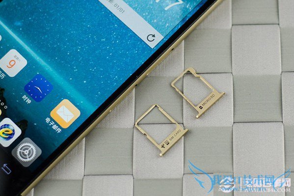 富可视M810卡槽图片