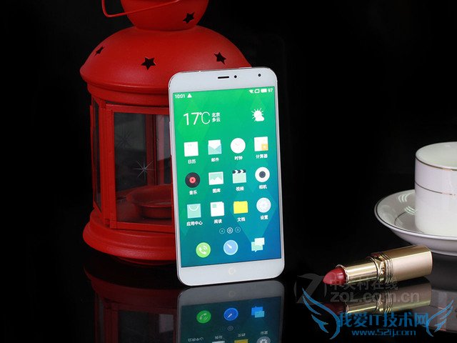 比完边框比按键 国产手机的那些创新点