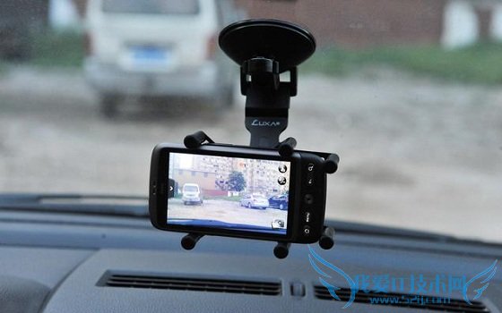 旧手机变行车记录仪