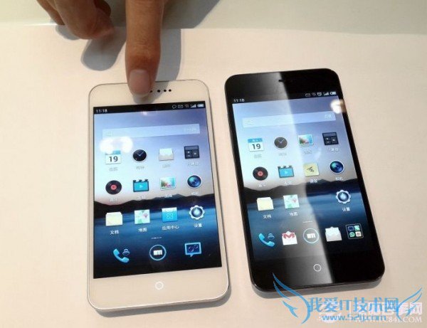 魅族MX2白色版与黑色版对比
