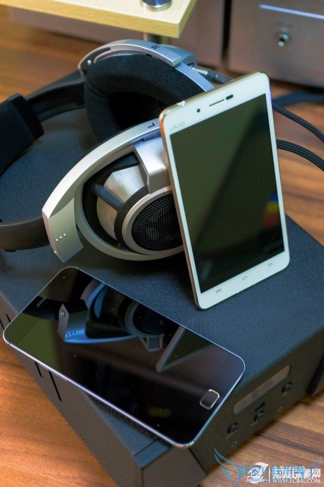 两款手机音质对比