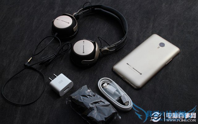 魅族拜亚动力限量声动套装开箱配件