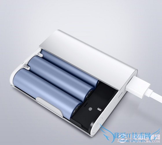 小米移动电源内部图片