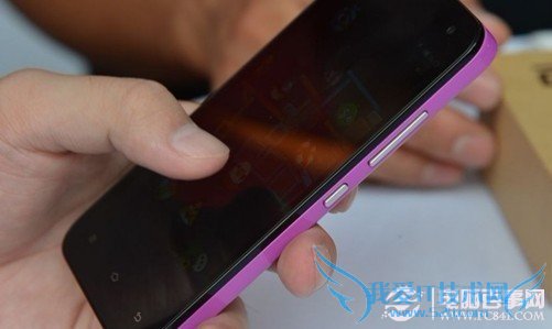 粉色外观小米2手机