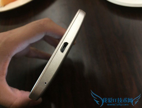 国产重磅高端旗舰 中兴Axon天机图赏5