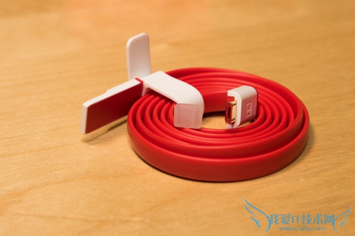 1499元勇气何在?一加手机X开箱评测