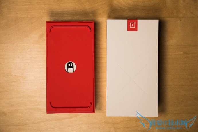 1499元勇气何在?一加手机X开箱评测