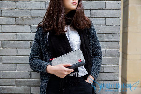 连配件都靓点 一加手机x暗夜黑版图赏