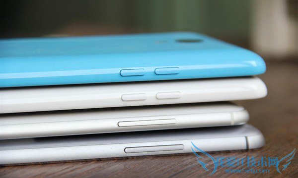 魅蓝Note和魅族MX4 Pro机身侧面对比