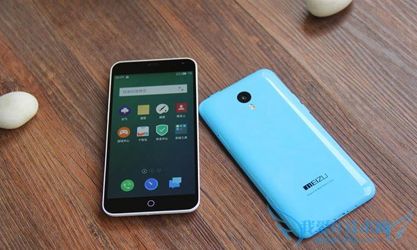 多彩亮骚外观 蓝白色魅蓝Note对比开箱图赏