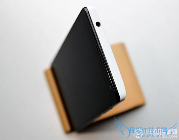 华为荣耀3C 4G版耳机接口