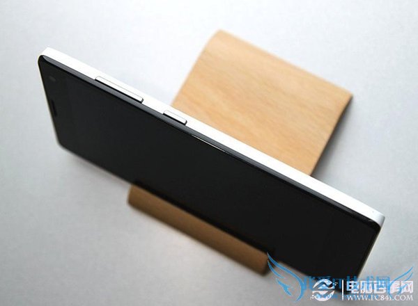 华为荣耀3C 4G版音量键和电源键图赏