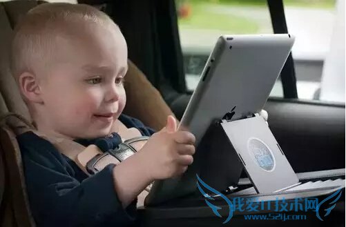 实测:手机、iPad、电脑哪个更伤眼?