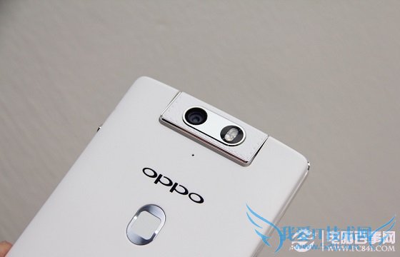 OPPO N3电动旋转摄像头