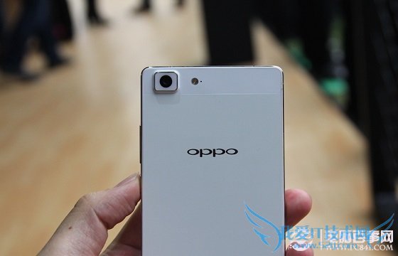 OPPO R5背面外观图片