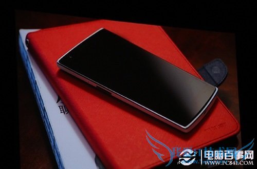 图为一加手机正面图片