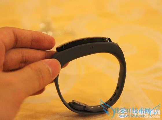 华为TalkBand B1外观