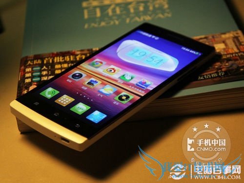 ÖÇÄÜÊÖ»úÑ¡¹ºÖªÊ¶£ºÊÖ»úÆÁÄ»,ÉãÏñÍ·¸ÃÈçºÎÑ¡