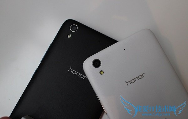 64位千元4G手机 荣耀畅玩4电信版图赏