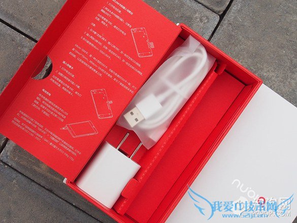 千元双卡双待4G 努比亚Z7 mini开箱图赏