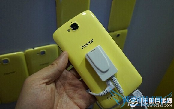 荣耀3C畅玩版背面图赏