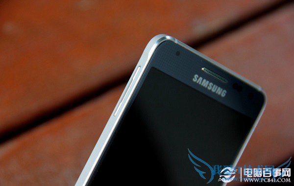 精致金属边框 12张三星GALAXY Alpha图片欣赏